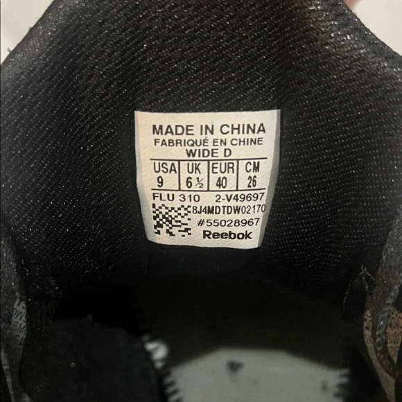 Reebok Women's Black Leather Athletic Shoes - Picture 2 of 6